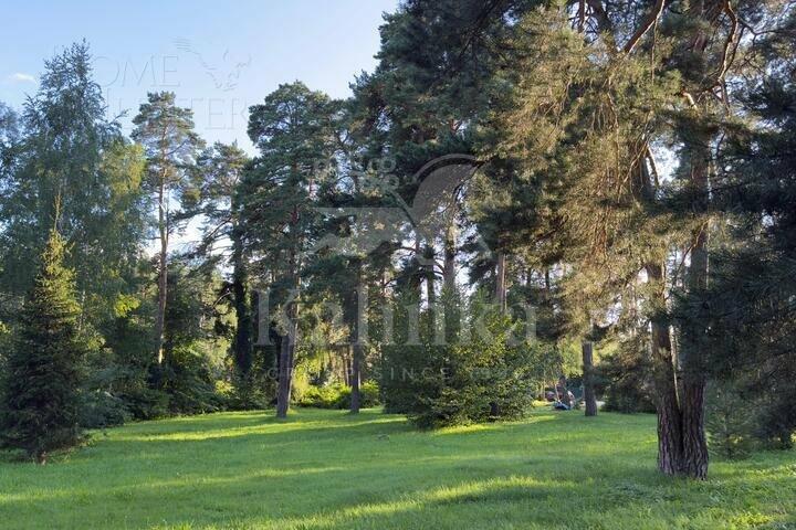 Участок 12 сот. в охраняемом поселке