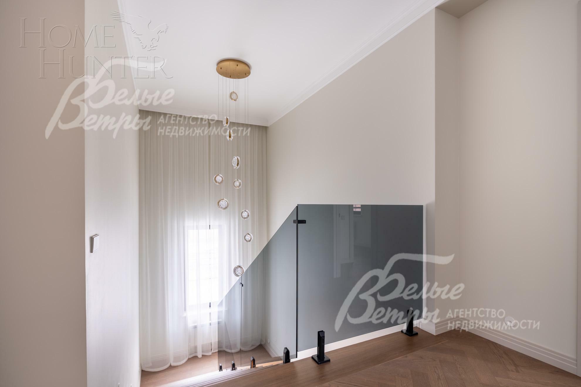 2-этажный коттедж 323 м² с отделкой