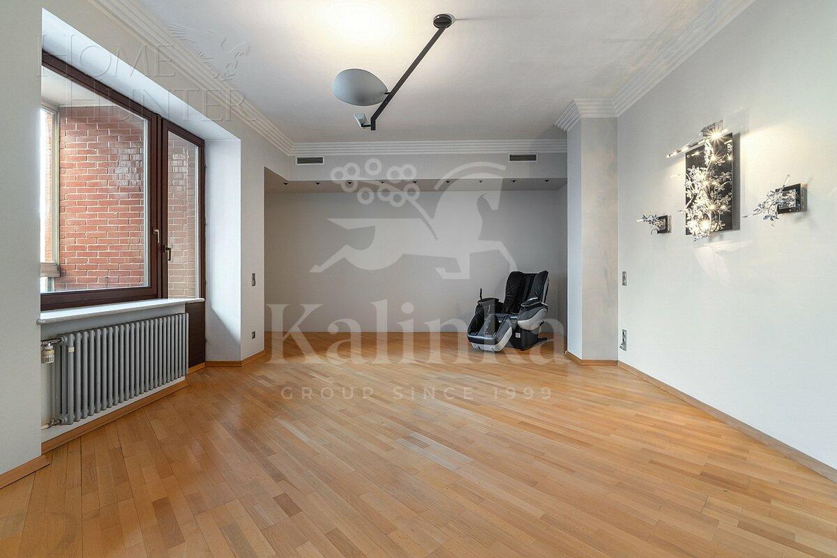 5-КОМН. КВАРТИРА С ОТДЕЛКОЙ 288.8 М² НА 9 ЭТАЖЕ