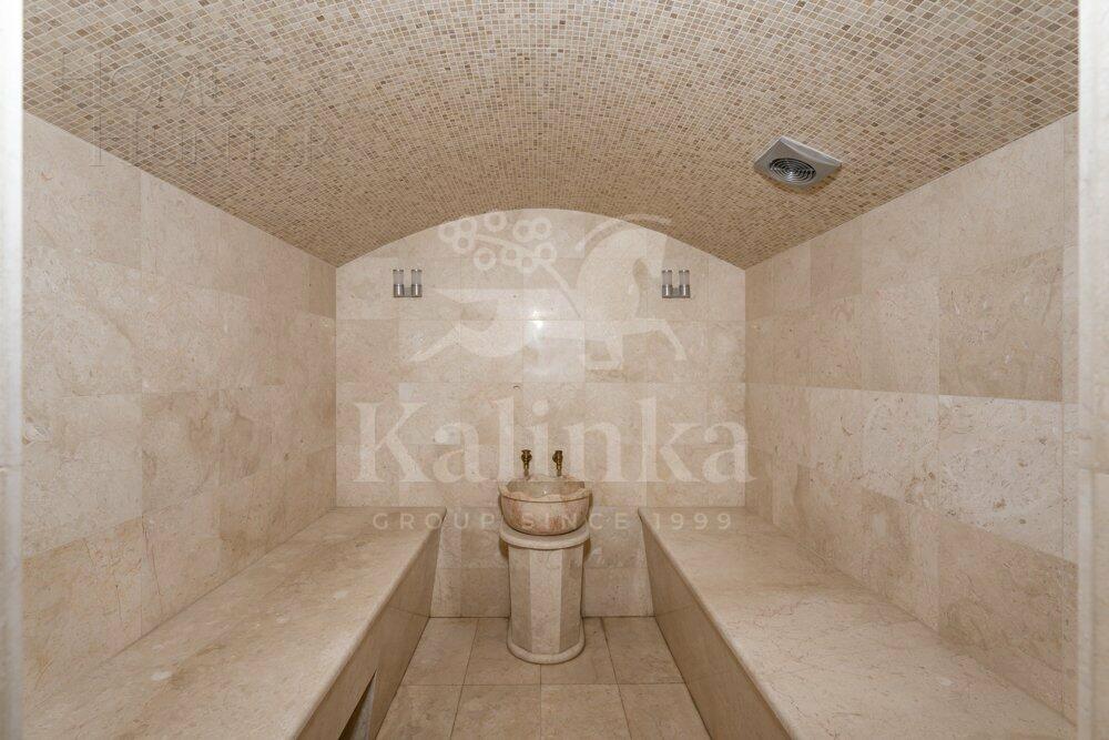 3-этажный коттедж 550 м² с отделкой