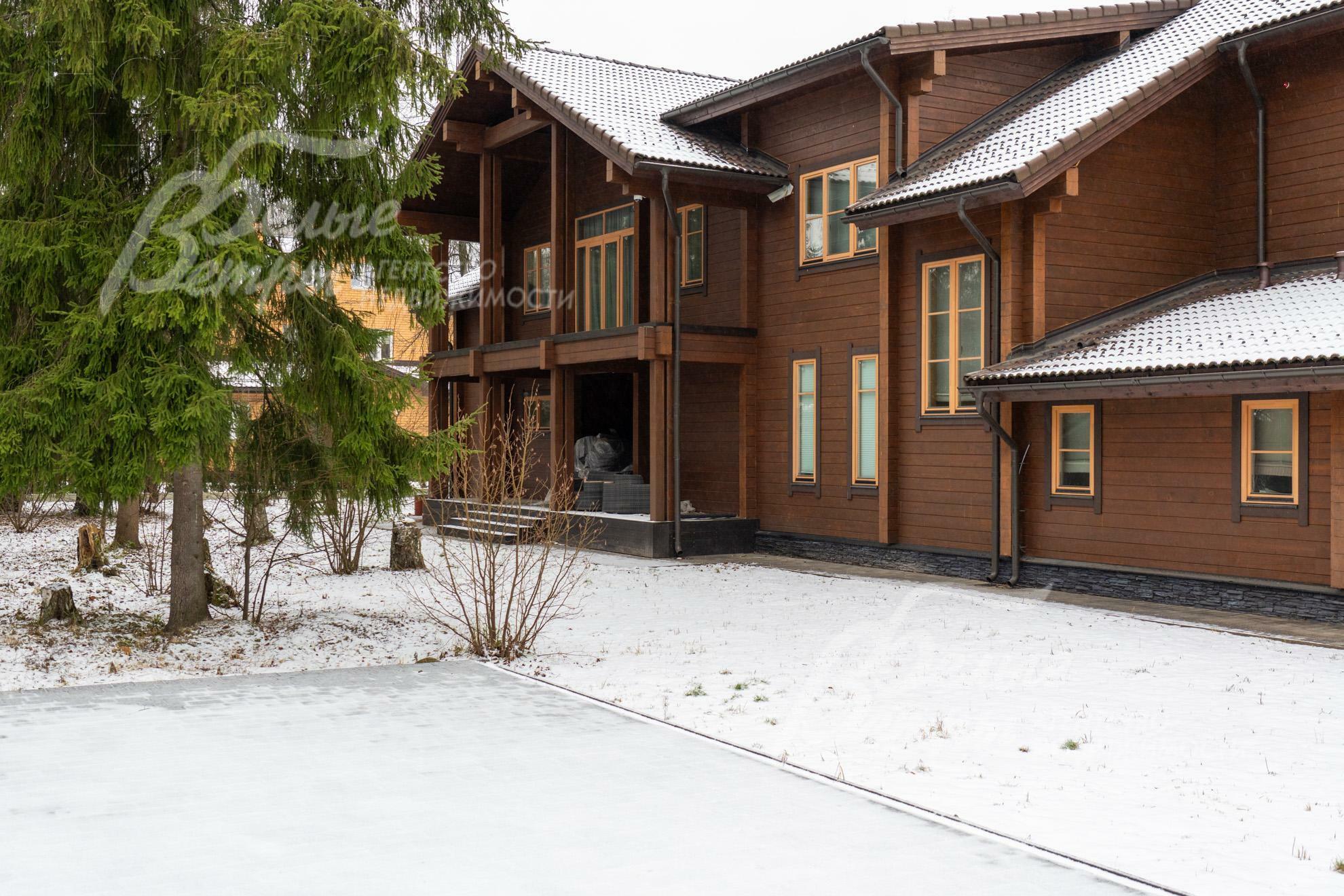 2-этажный коттедж 1 438 м² с отделкой