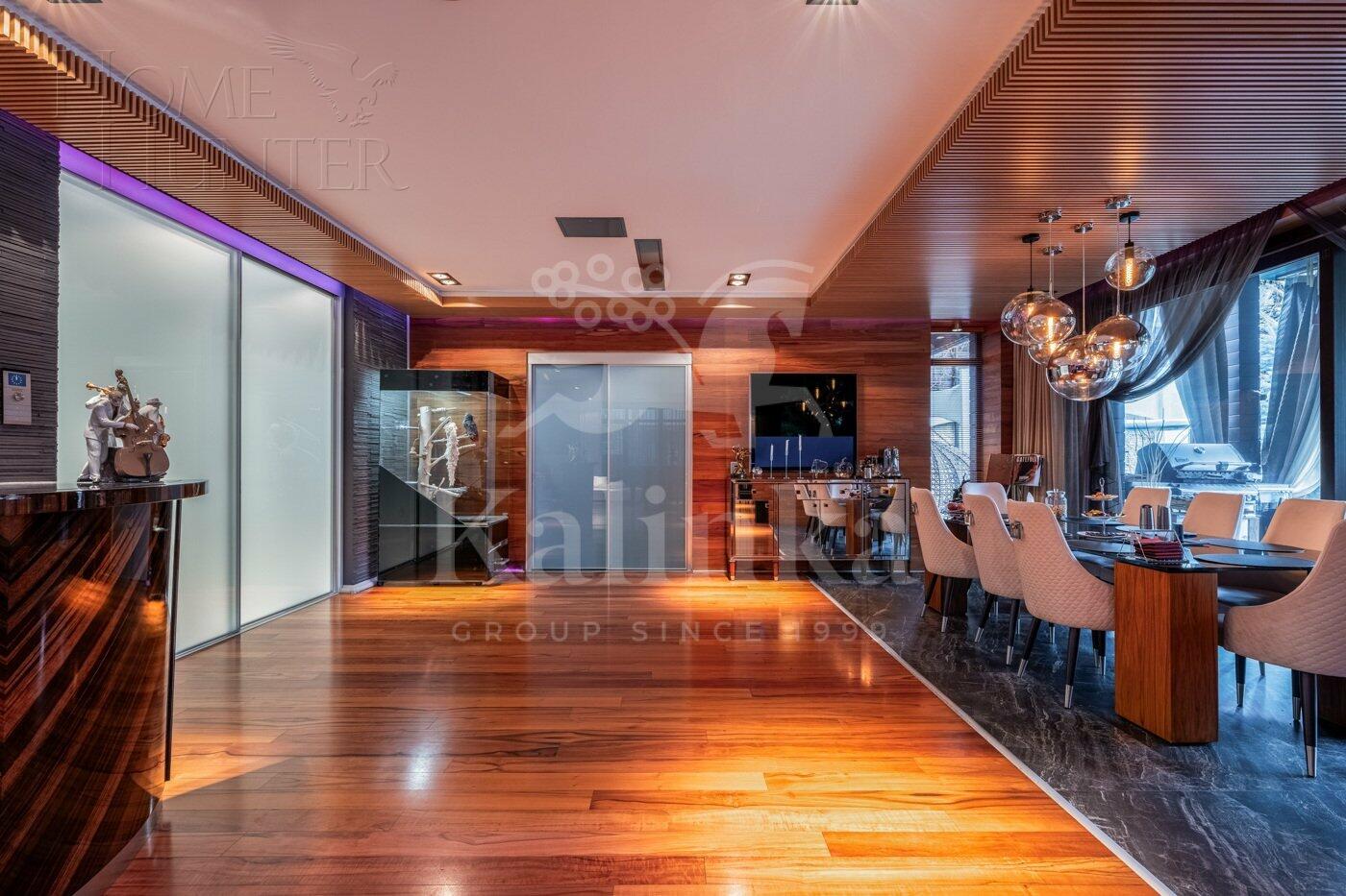 2-этажный коттедж 1 200 м² с отделкой