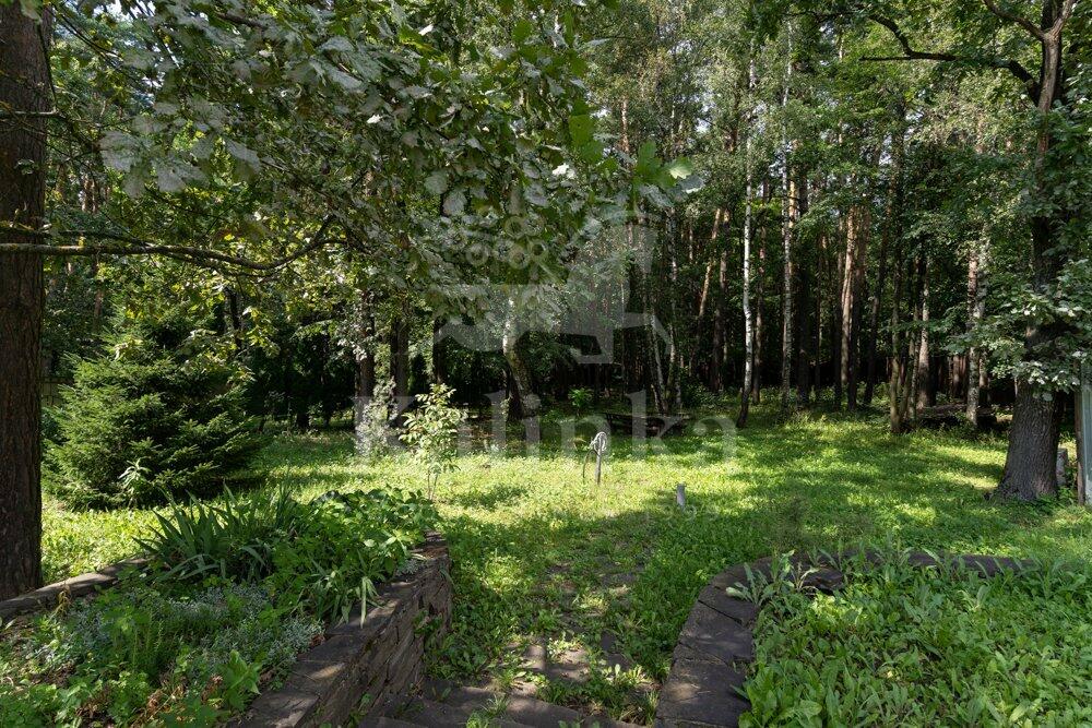 3-этажный коттедж 550 м² с отделкой