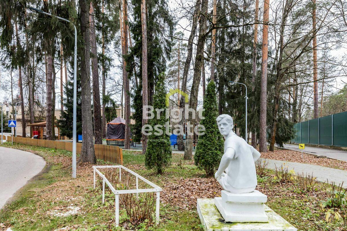 2-этажный коттедж 850 м² без отделки