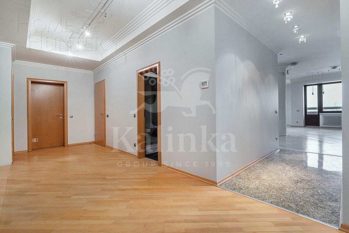 5-КОМН. КВАРТИРА С ОТДЕЛКОЙ 288.8 М² НА 9 ЭТАЖЕ