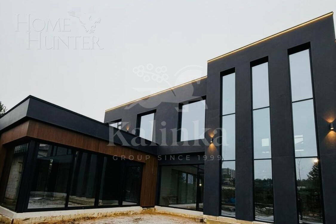 2-этажный коттедж 960 м² без отделки