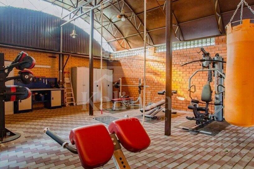 2-этажный коттедж 800 м² с отделкой