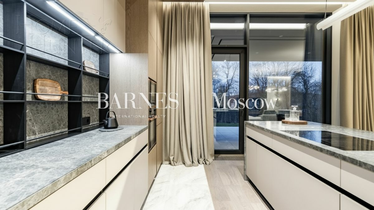 2-этажный коттедж 760 м² с отделкой