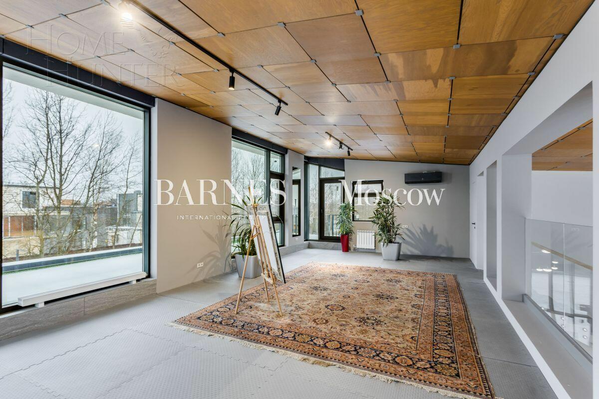 2-этажный коттедж 800 м² без отделки