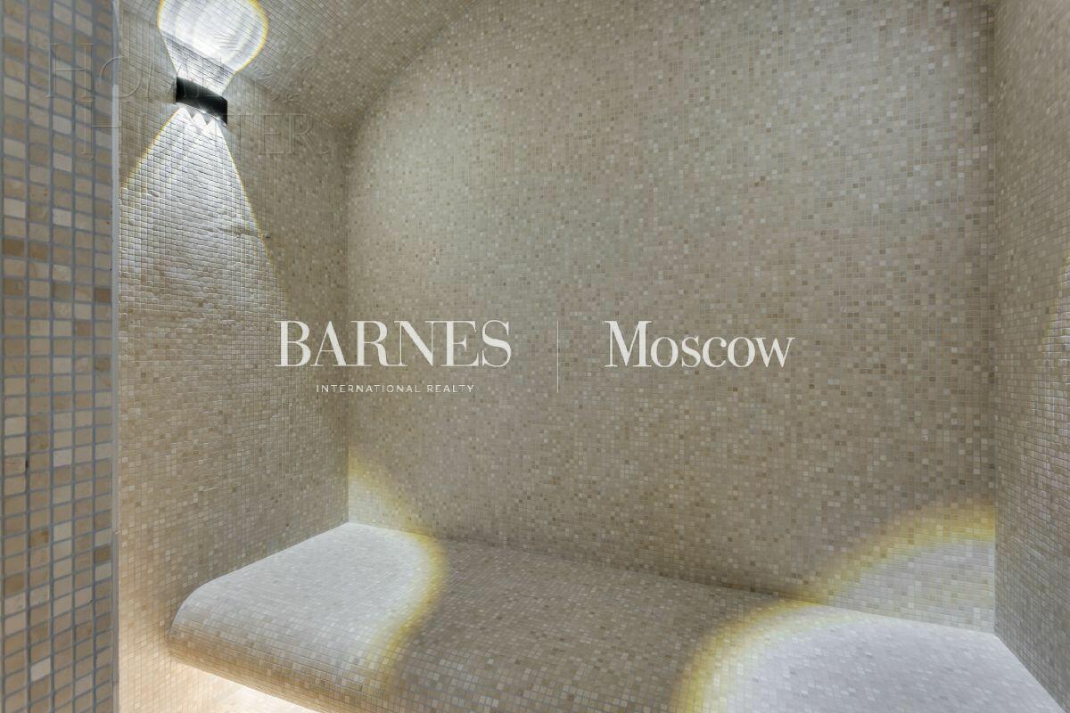 2-этажный коттедж 800 м² без отделки