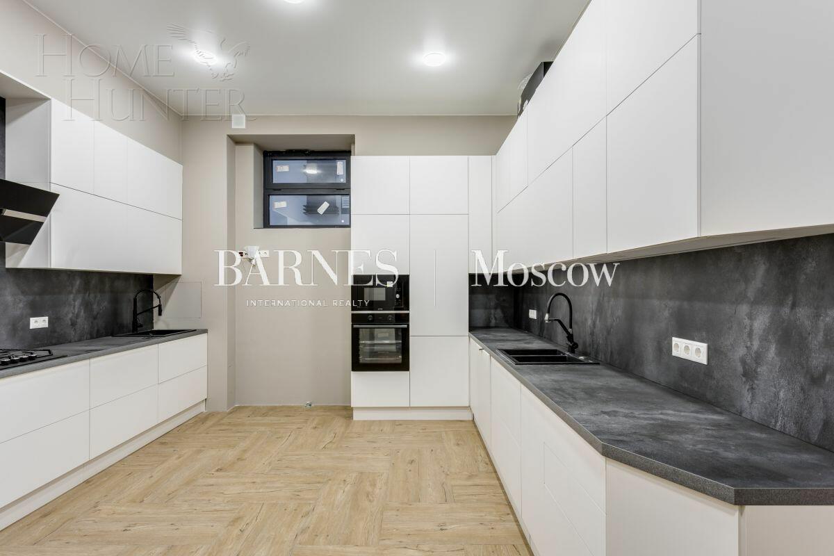 2-этажный коттедж 800 м² без отделки