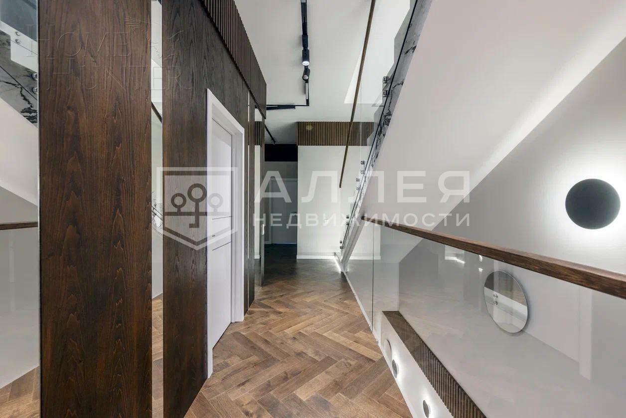 3-этажный таунхаус 345 м² с отделкой