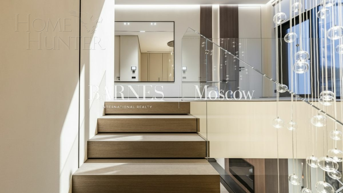 2-этажный коттедж 760 м² с отделкой