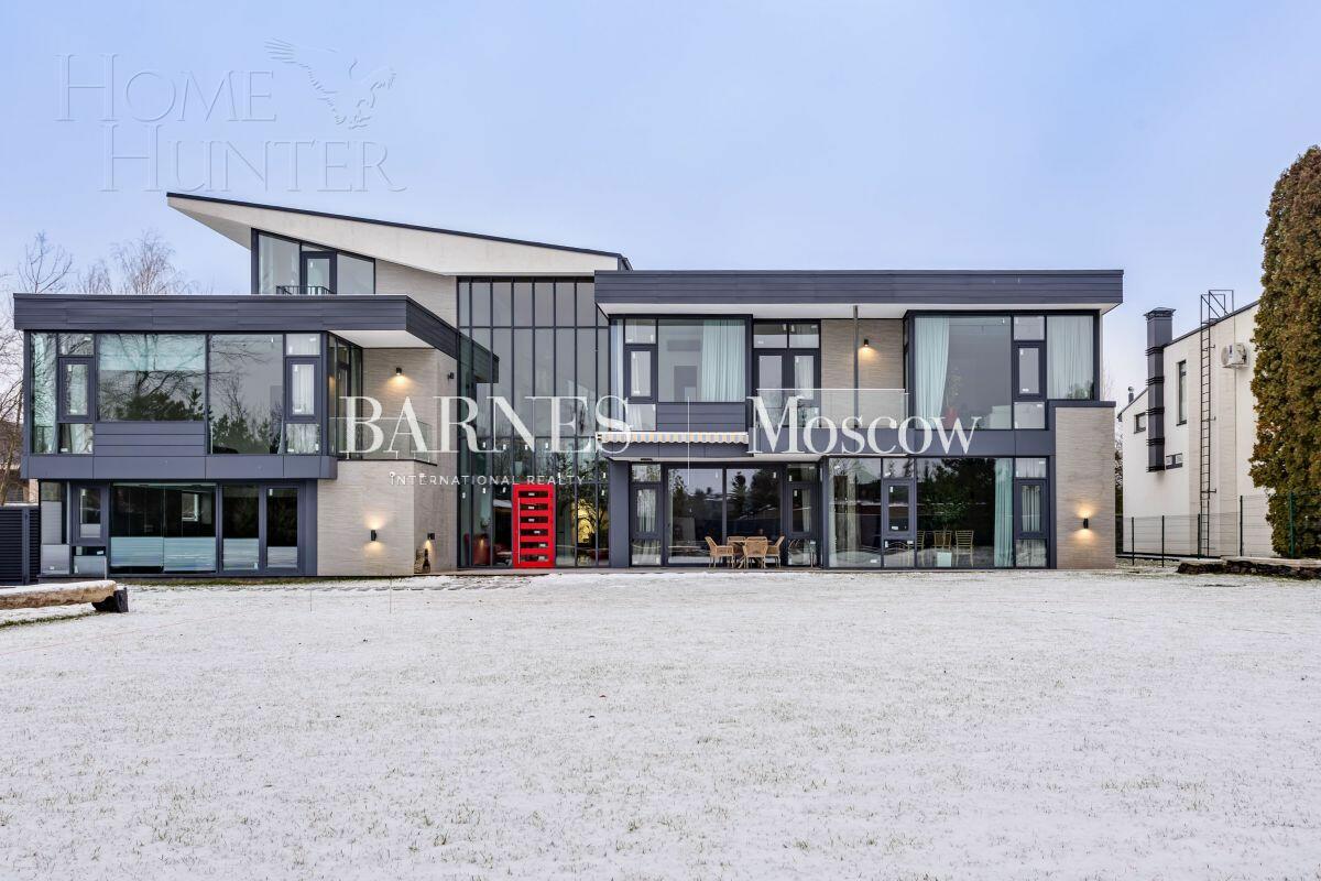 2-этажный коттедж 800 м² без отделки