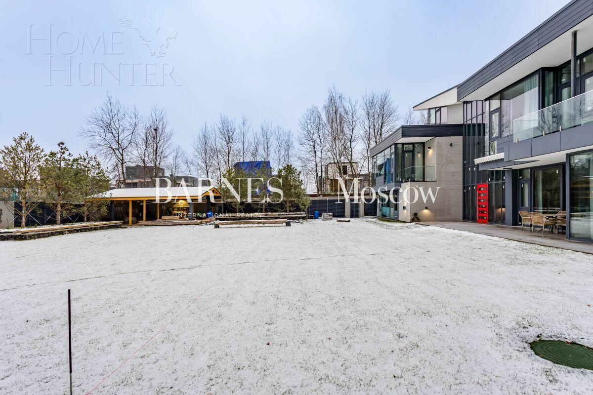 2-этажный коттедж 800 м² без отделки