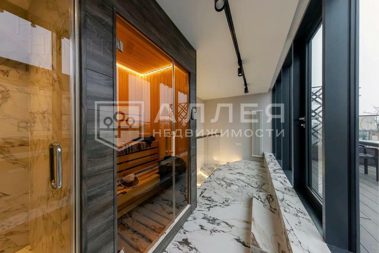 3-этажный таунхаус 345 м² с отделкой