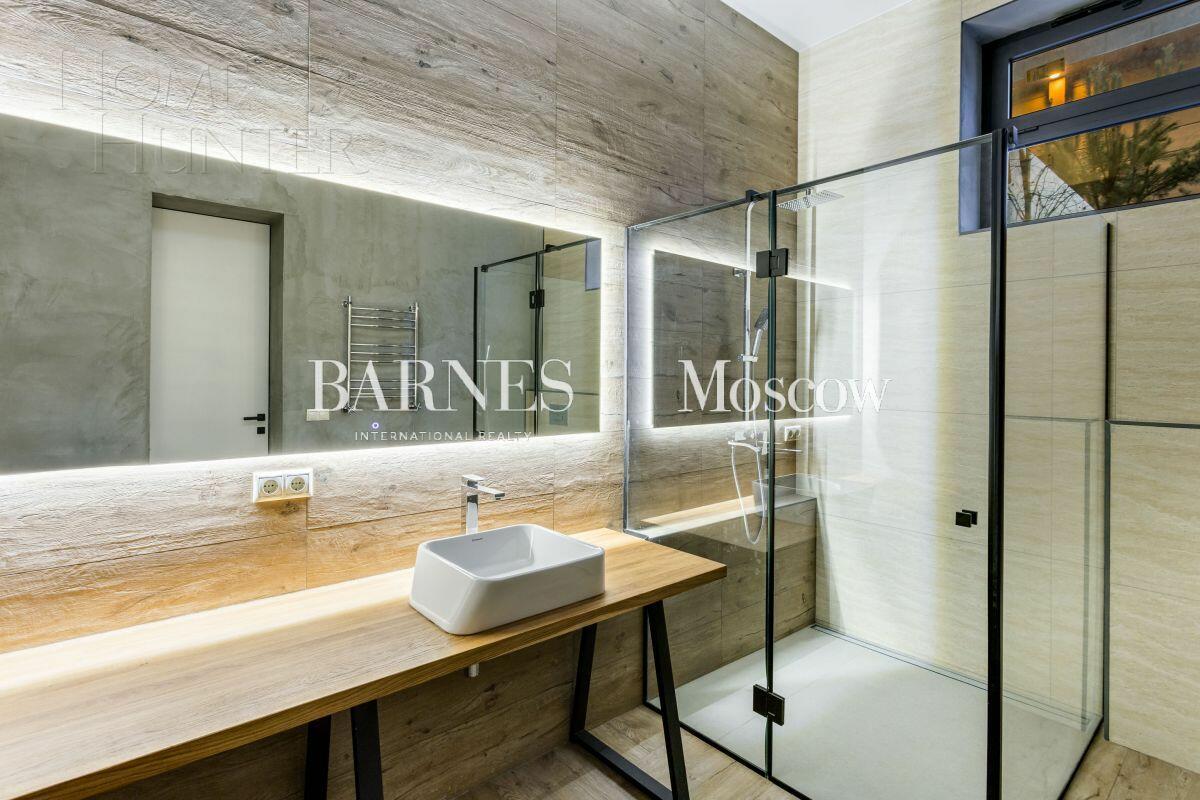 2-этажный коттедж 800 м² без отделки