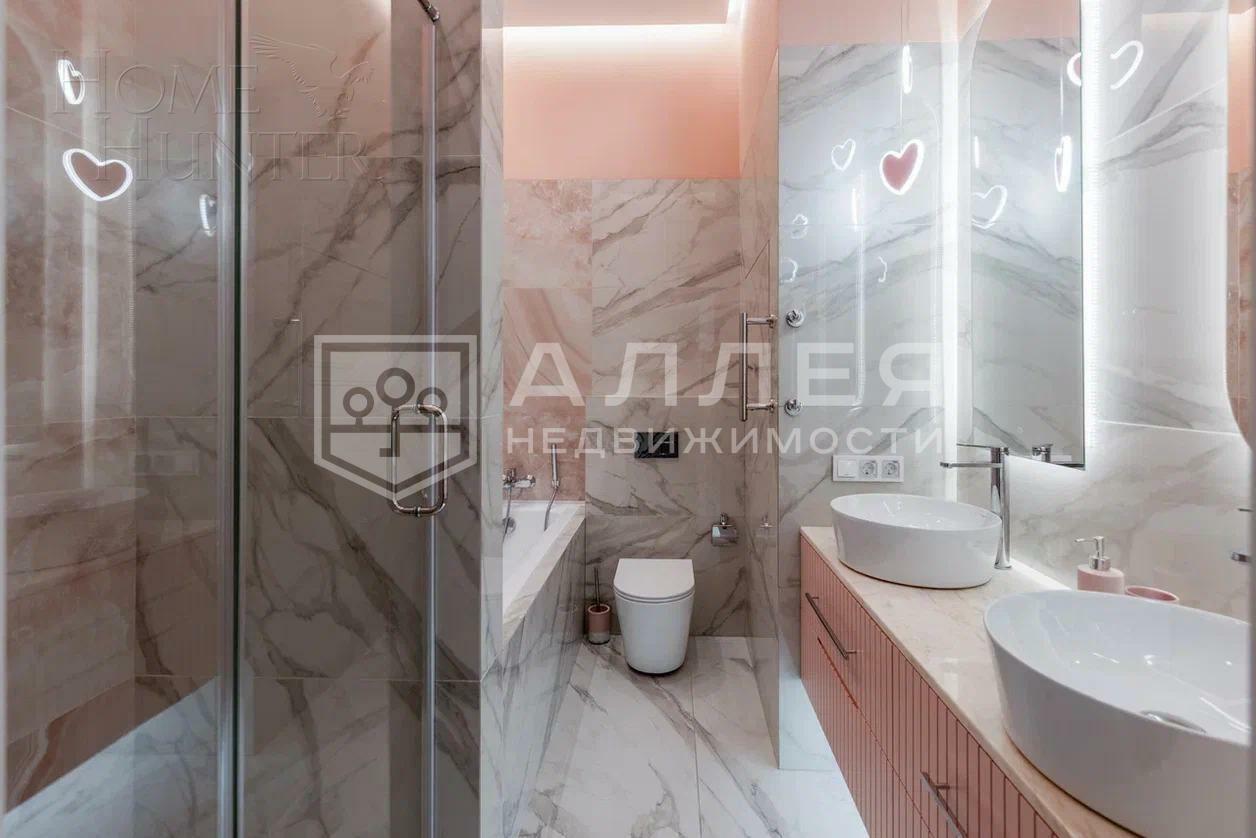 3-этажный таунхаус 345 м² с отделкой