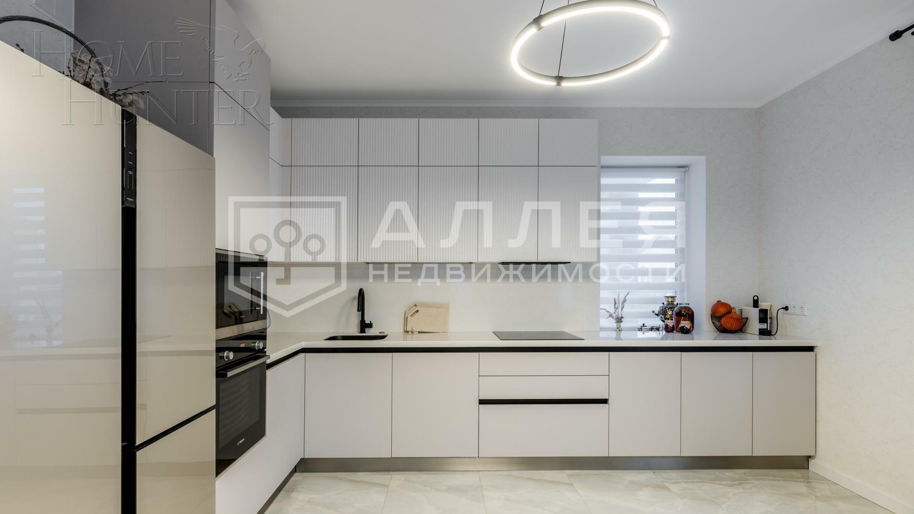 2-этажный коттедж 200 м² с отделкой