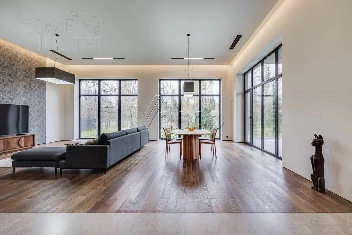 2-этажный коттедж 450 м² с отделкой