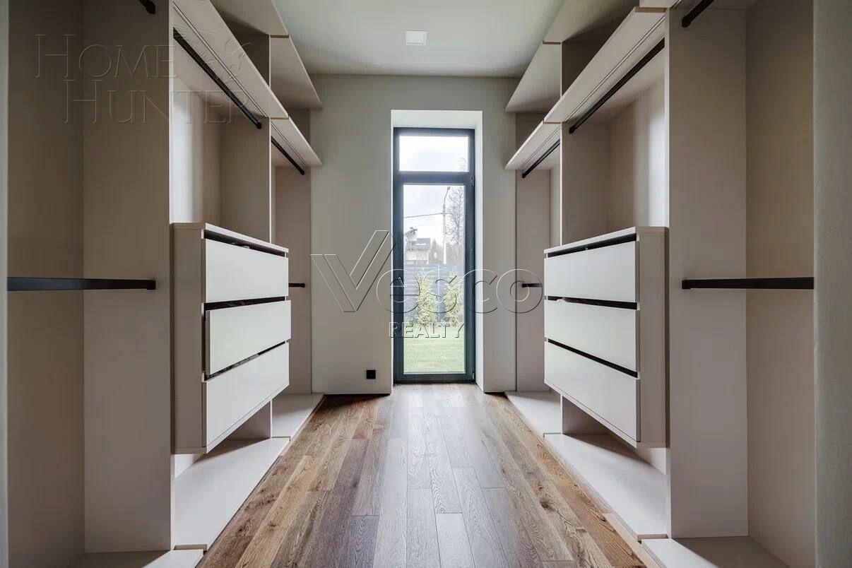 2-этажный коттедж 450 м² с отделкой