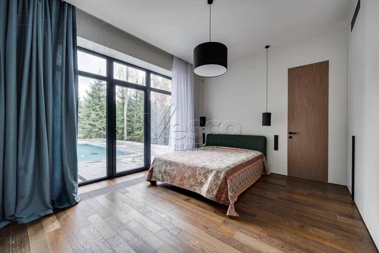 2-этажный коттедж 450 м² с отделкой