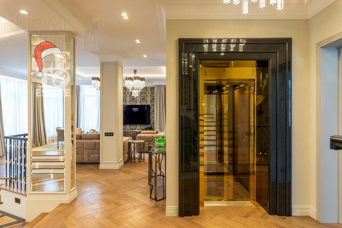 3-этажный коттедж 1 100 м² с отделкой