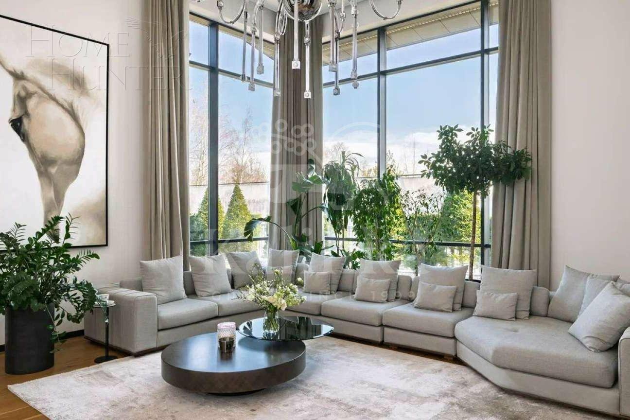 2-этажный коттедж 1 475 м² с отделкой