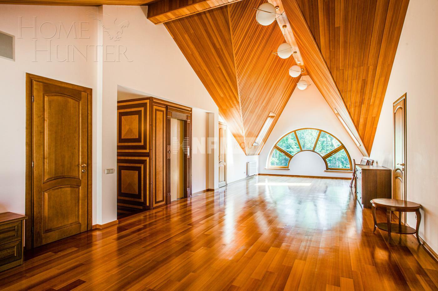 2-этажный коттедж 2 500 м² с отделкой