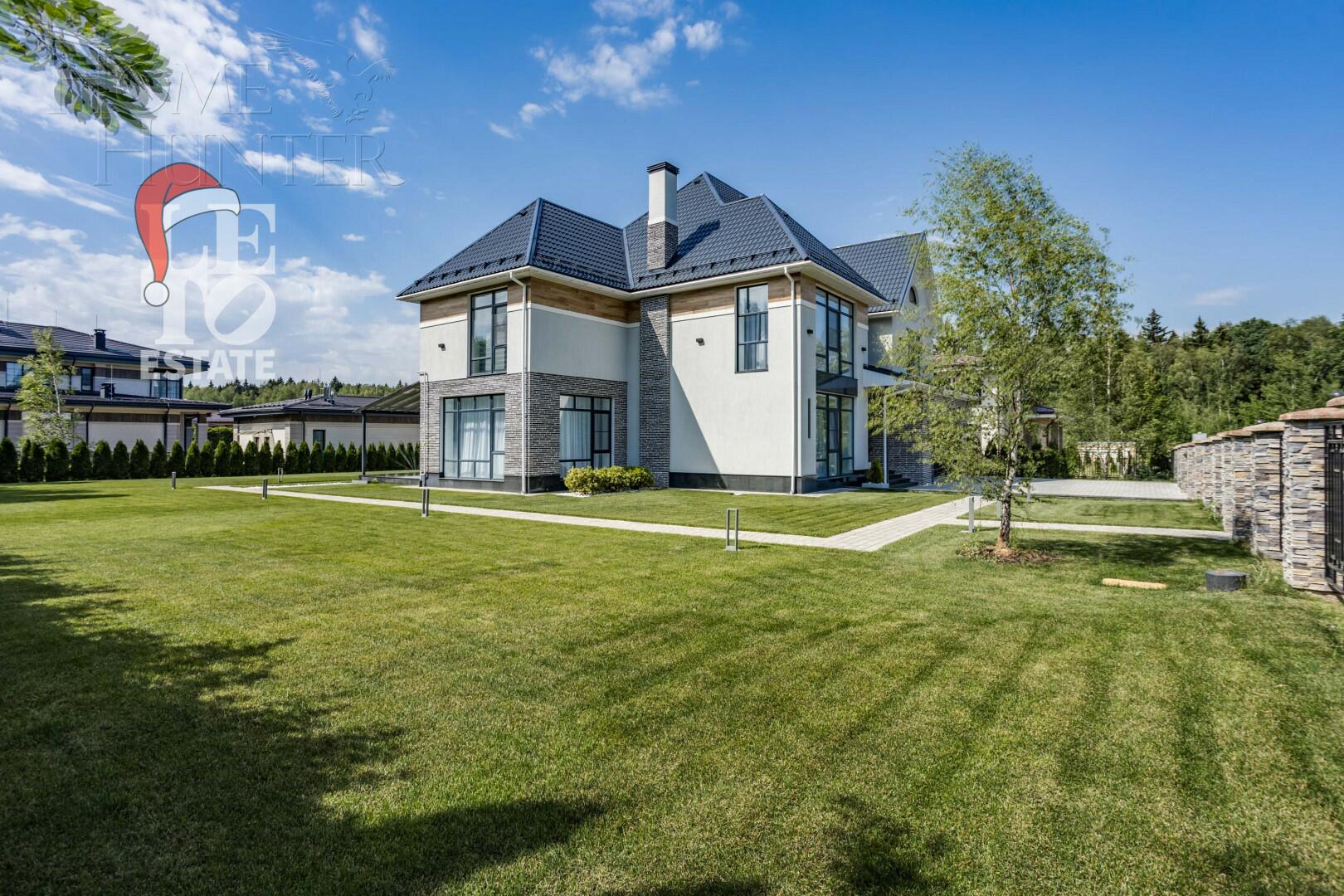 3-этажный коттедж 600 м² с отделкой