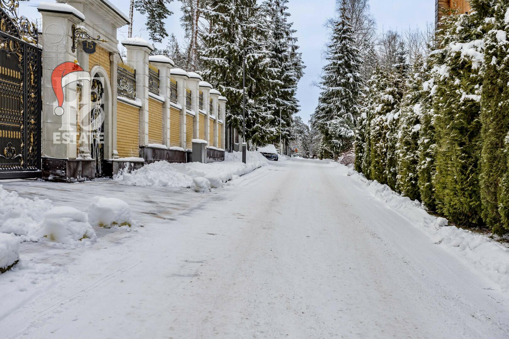 2-этажный коттедж 500 м² с отделкой