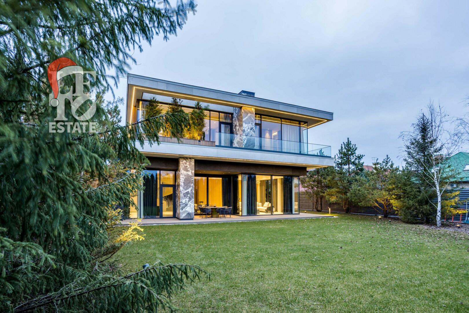 2-этажный коттедж 663 м² без отделки