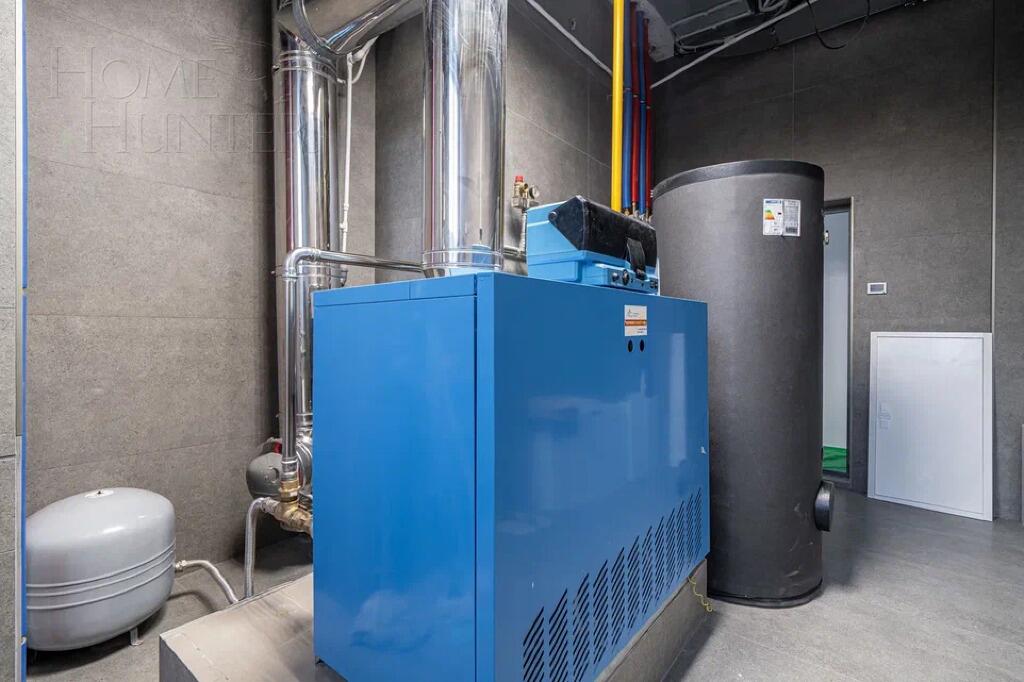 3-этажный коттедж 830 м² без отделки