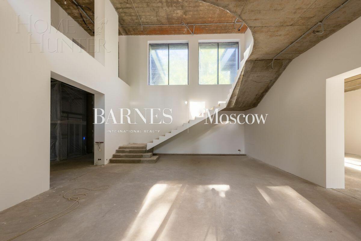 2-этажный коттедж 1 700 м² без отделки