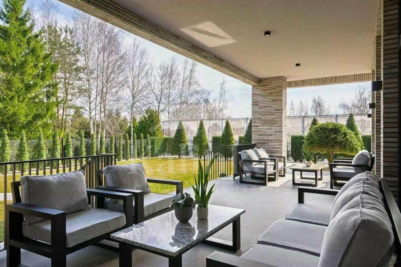 2-этажный коттедж 1 475 м² с отделкой