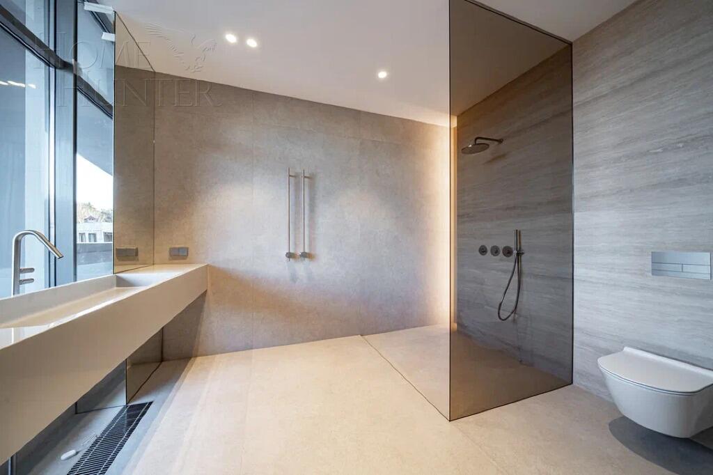 3-этажный коттедж 830 м² без отделки