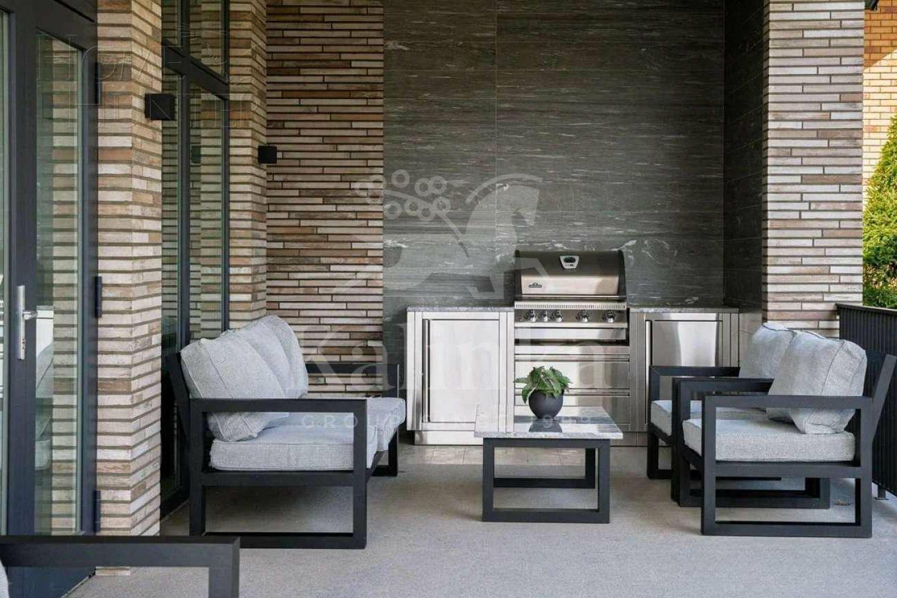 2-этажный коттедж 1 475 м² с отделкой