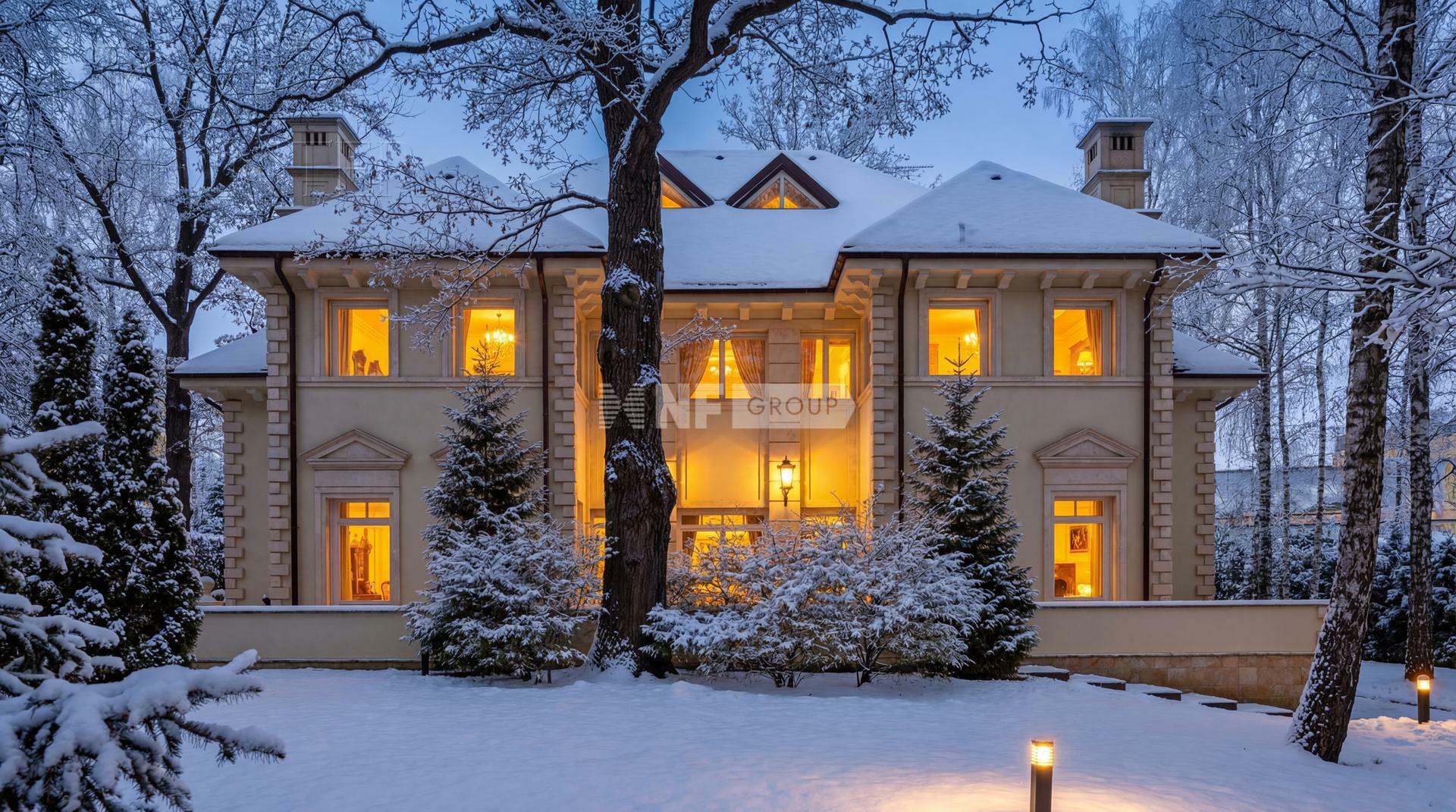 2-этажный коттедж 1 300 м² с отделкой