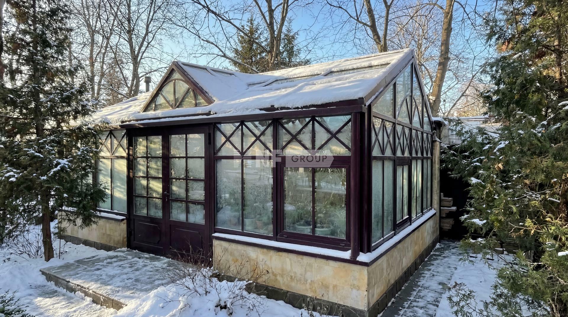 2-этажный коттедж 1 300 м² с отделкой