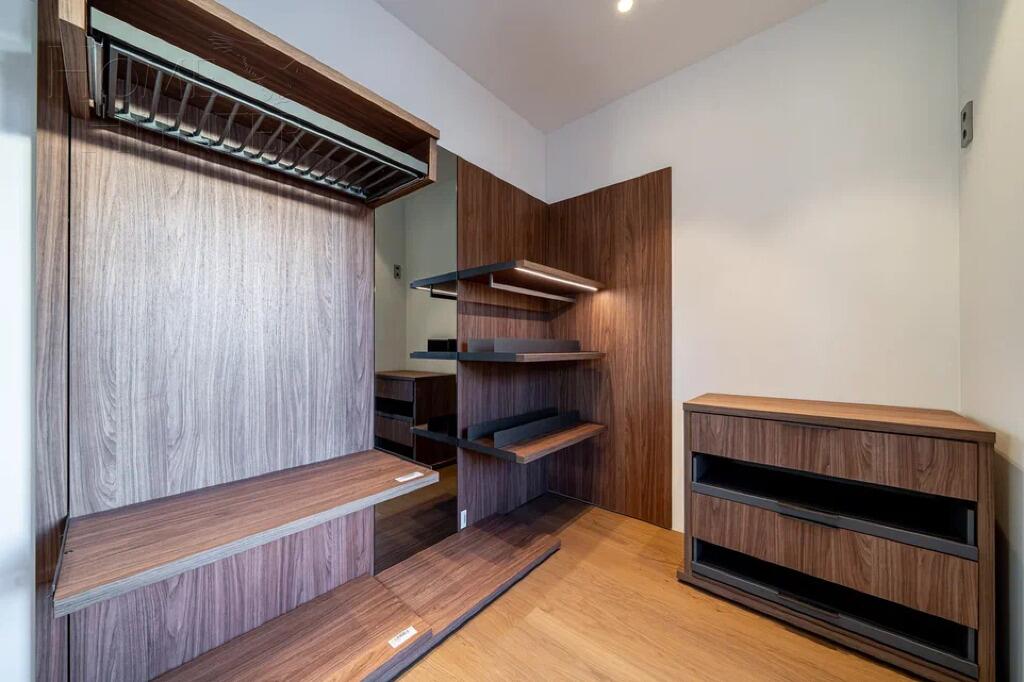 3-этажный коттедж 830 м² без отделки