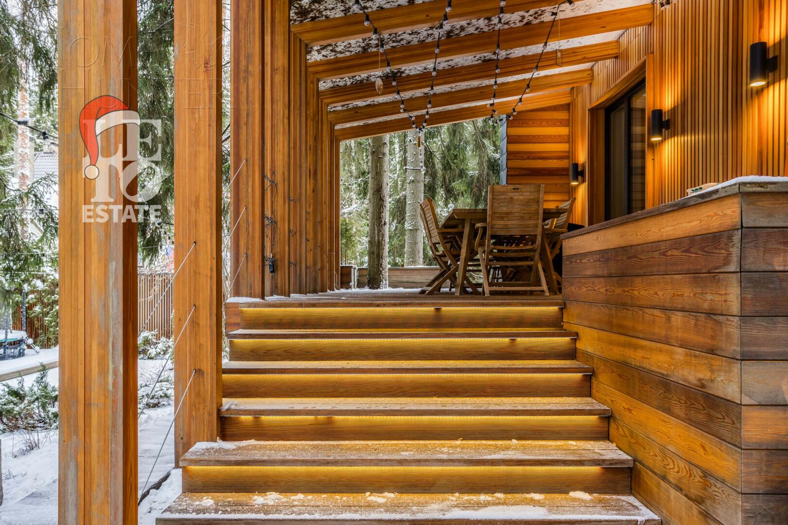 2-этажный коттедж 500 м² с отделкой