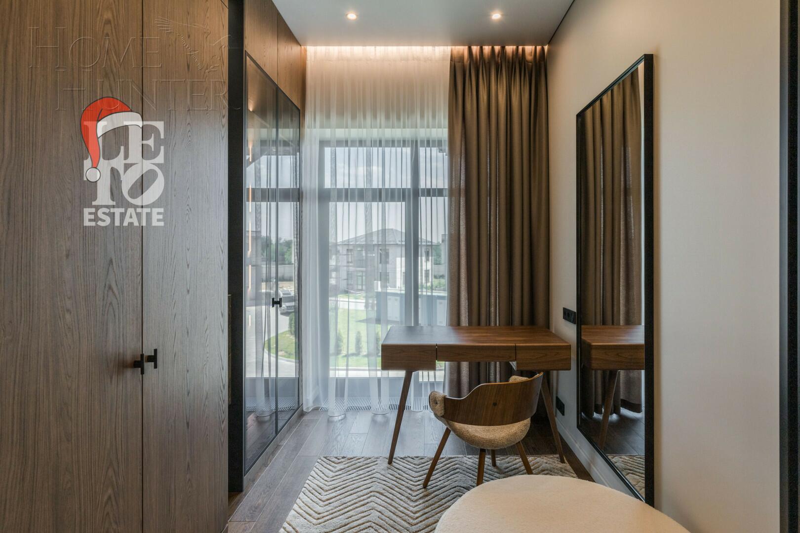 2-этажный коттедж 320 м² с отделкой