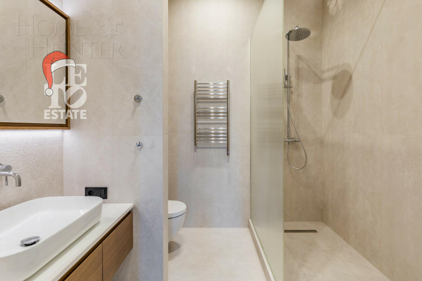 2-этажный коттедж 320 м² с отделкой