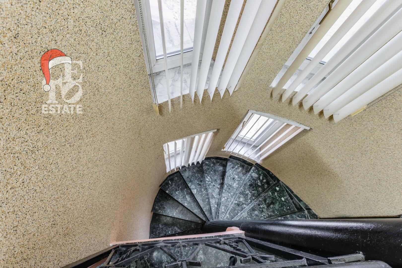 2-этажный коттедж 573 м² с отделкой