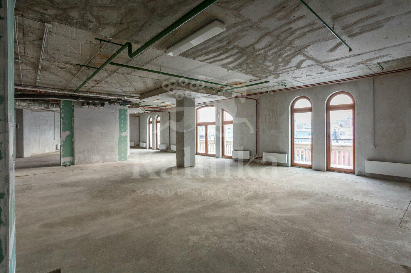 3-КОМН. АПАРТАМЕНТЫ БЕЗ ОТДЕЛКИ 204.6 М² НА 6 ЭТАЖЕ