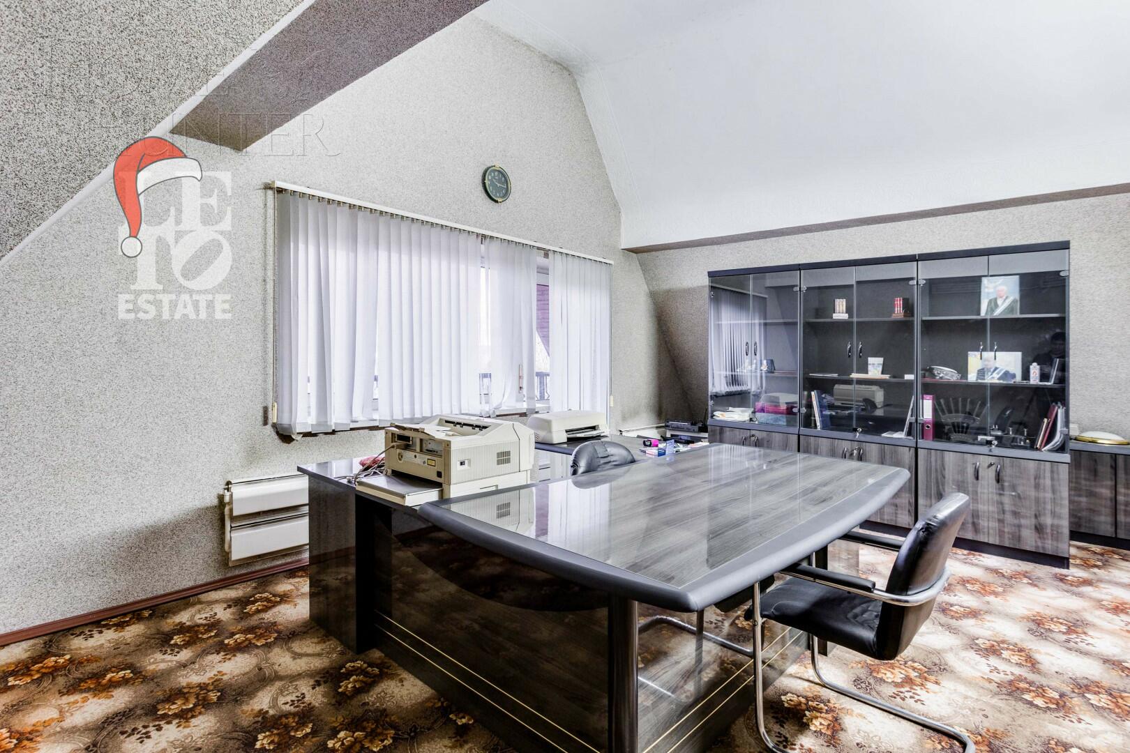 2-этажный коттедж 573 м² с отделкой