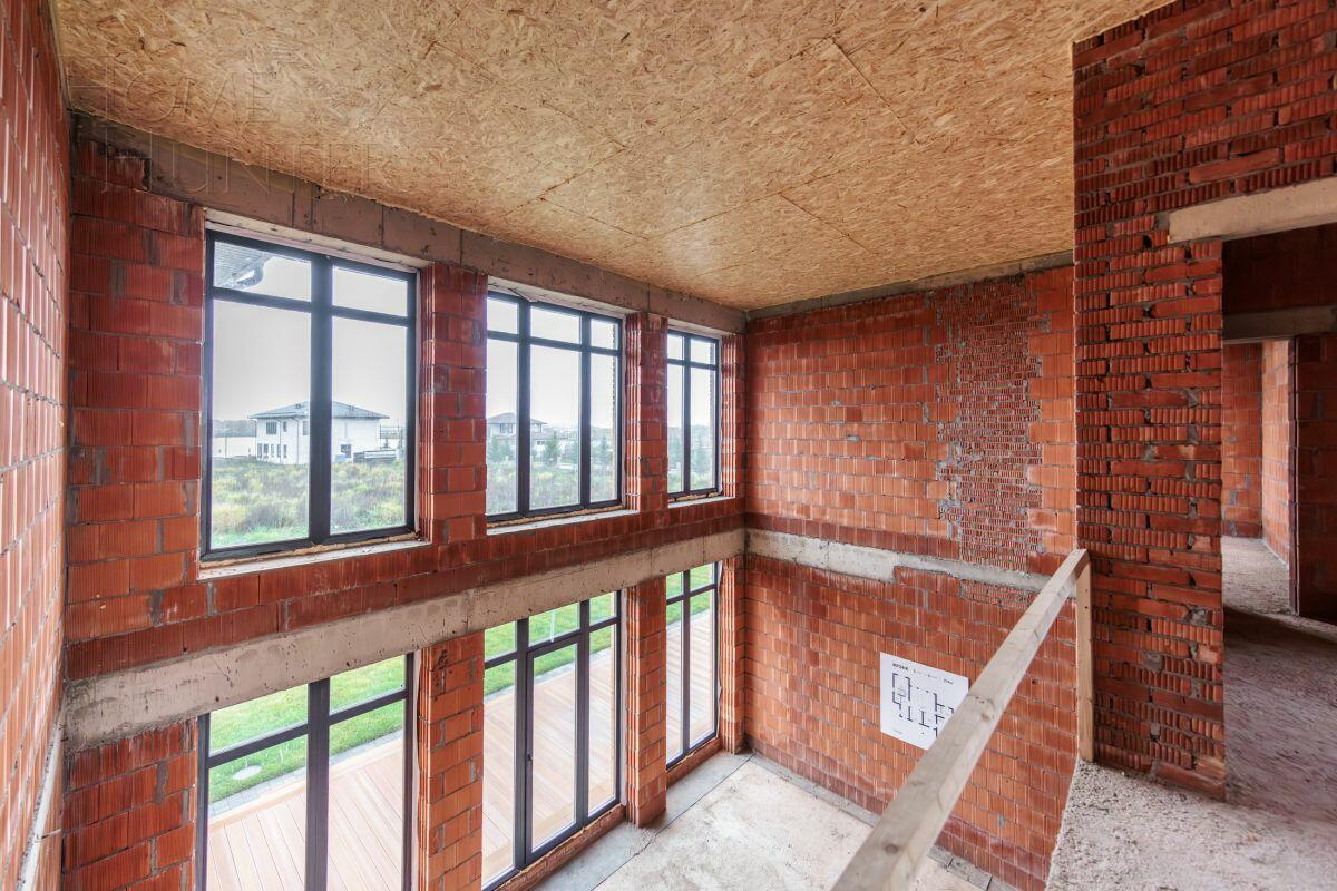 2-этажный коттедж 244.5 м² без отделки