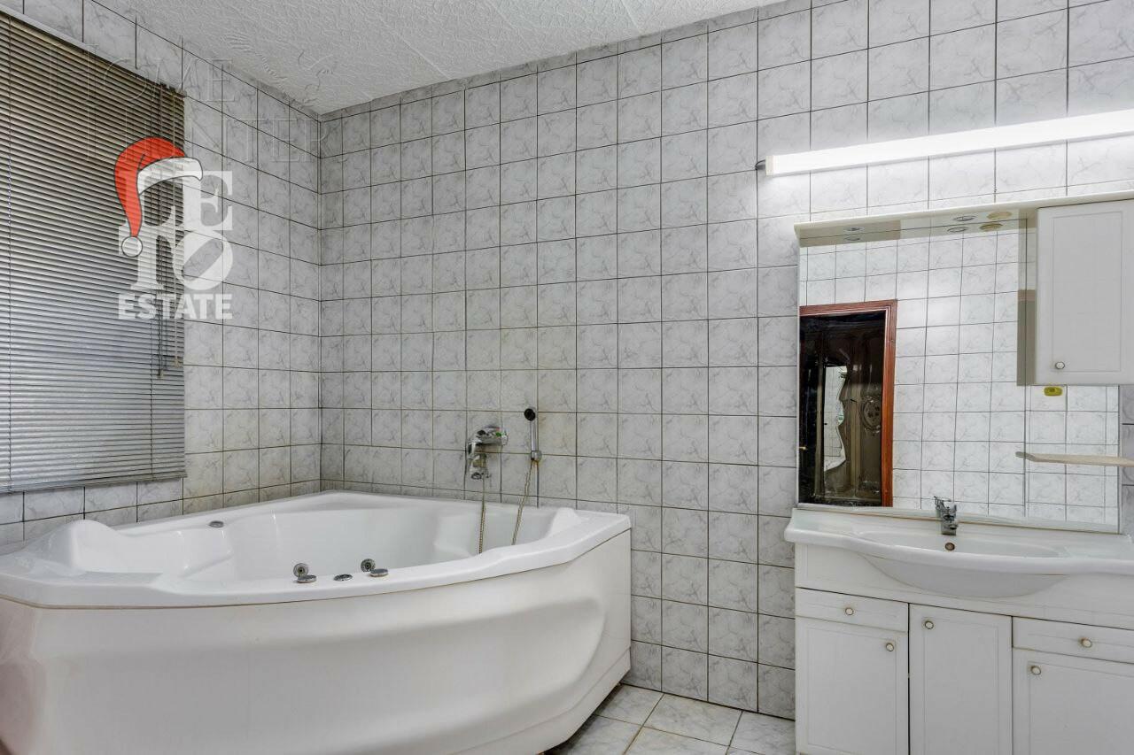 2-этажный коттедж 573 м² с отделкой