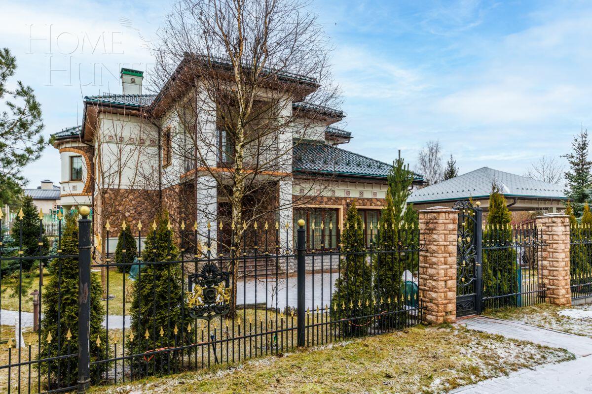 2-этажный коттедж 500 м² с отделкой