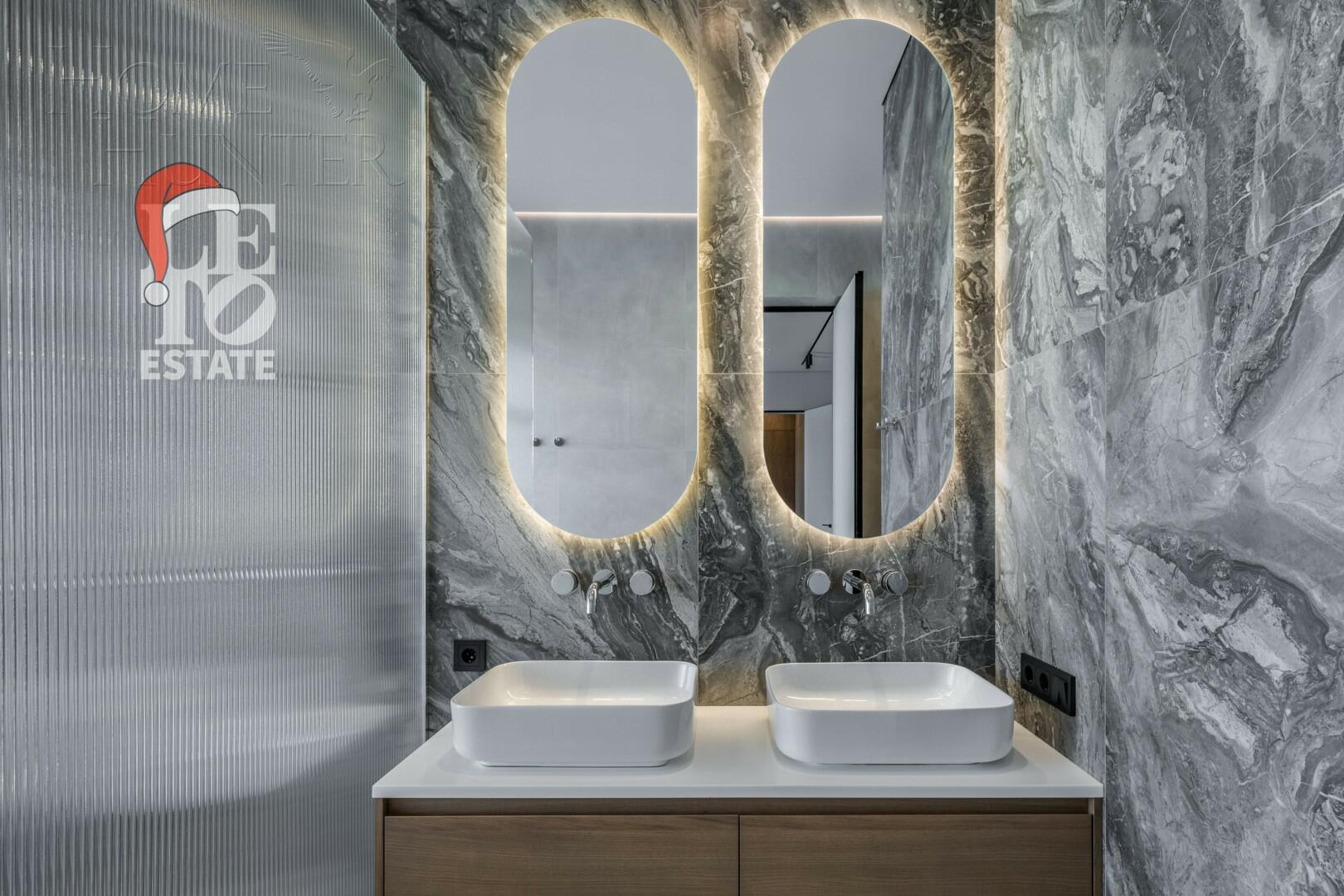 2-этажный коттедж 320 м² с отделкой